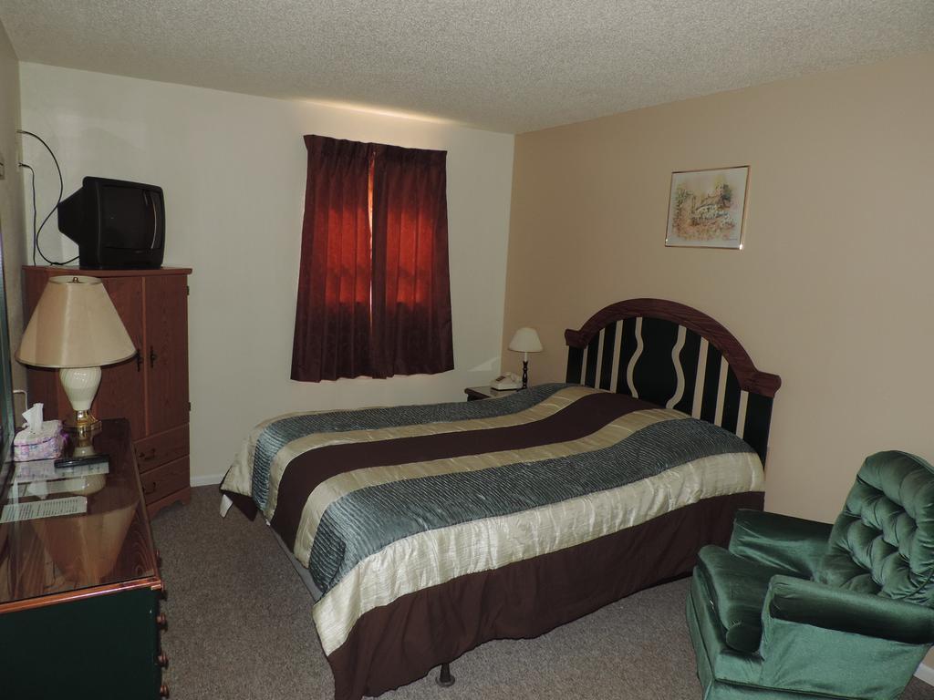 Hunters Lodge Motel Paducah Bilik gambar